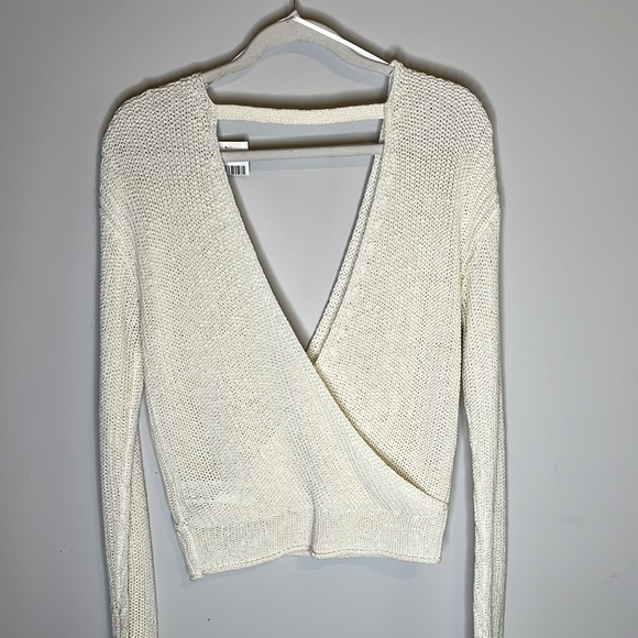 NWT Deep V-Neck Sexy Summer Sweater - Picture 7 of 12